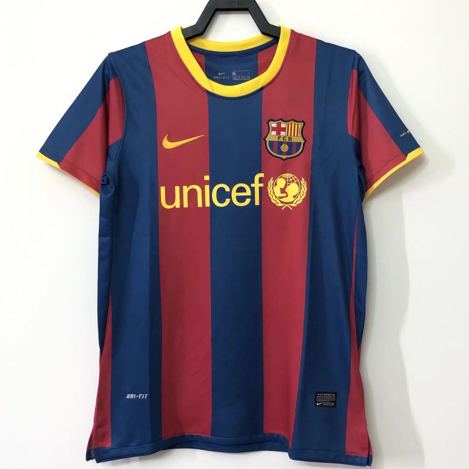 Barcelona 2010/11 Home Retro Men Jersey - Blue