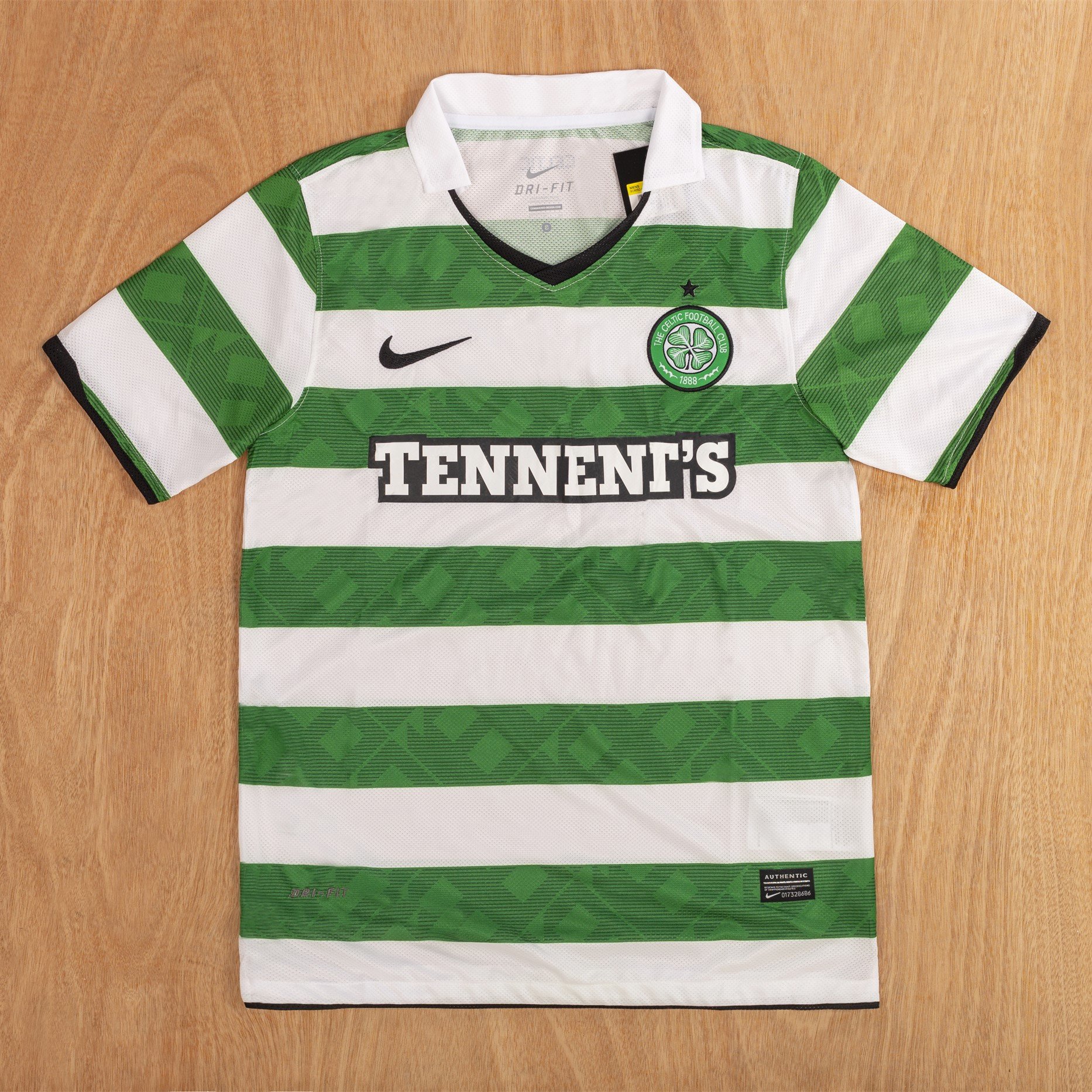 Celtic F.C. 2010/12 Home Retro Men Jersey - White/Green