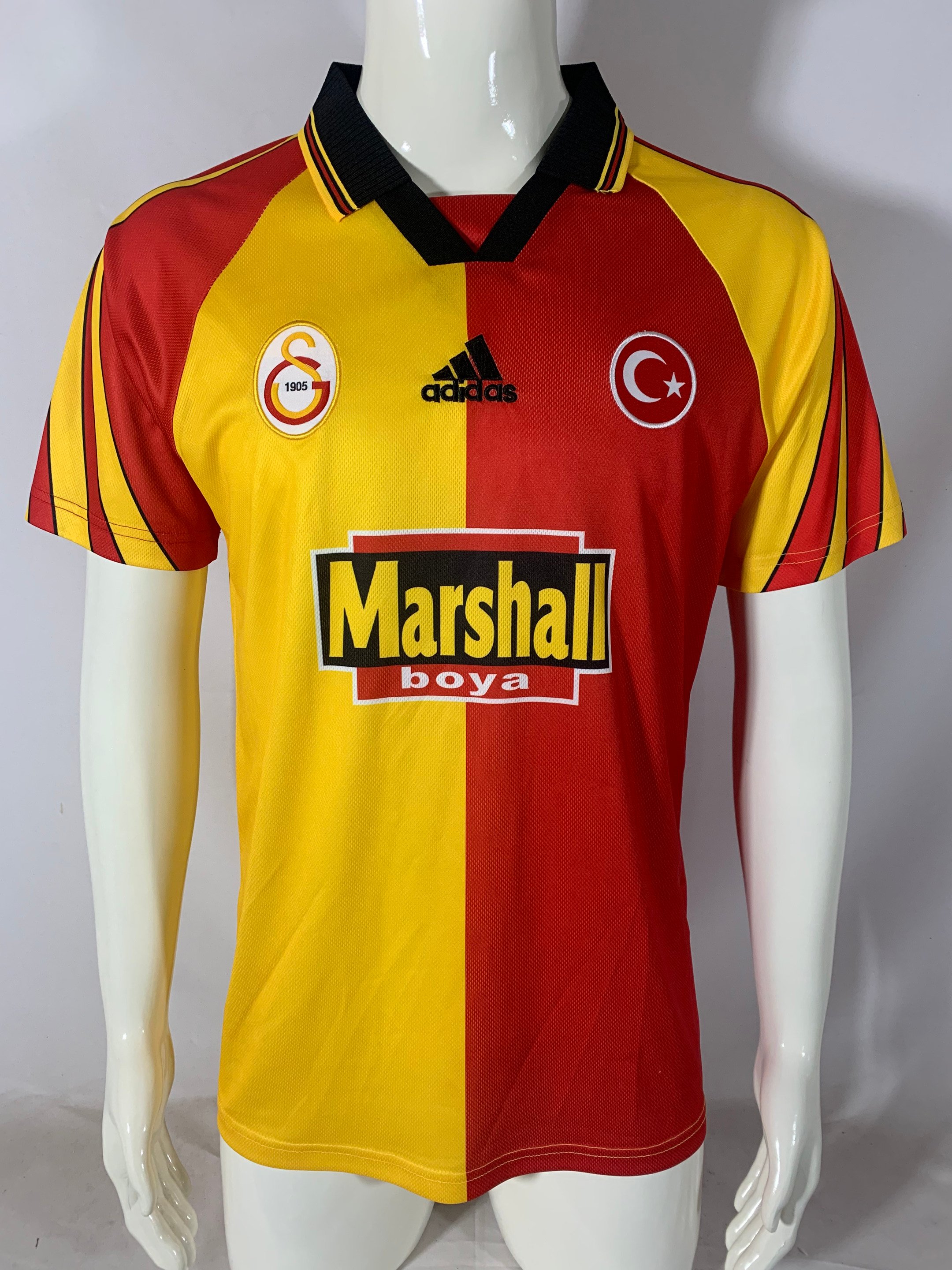 Galatasaray S.K. 1998/99 Home Retro Men Jersey – Yellow/Red