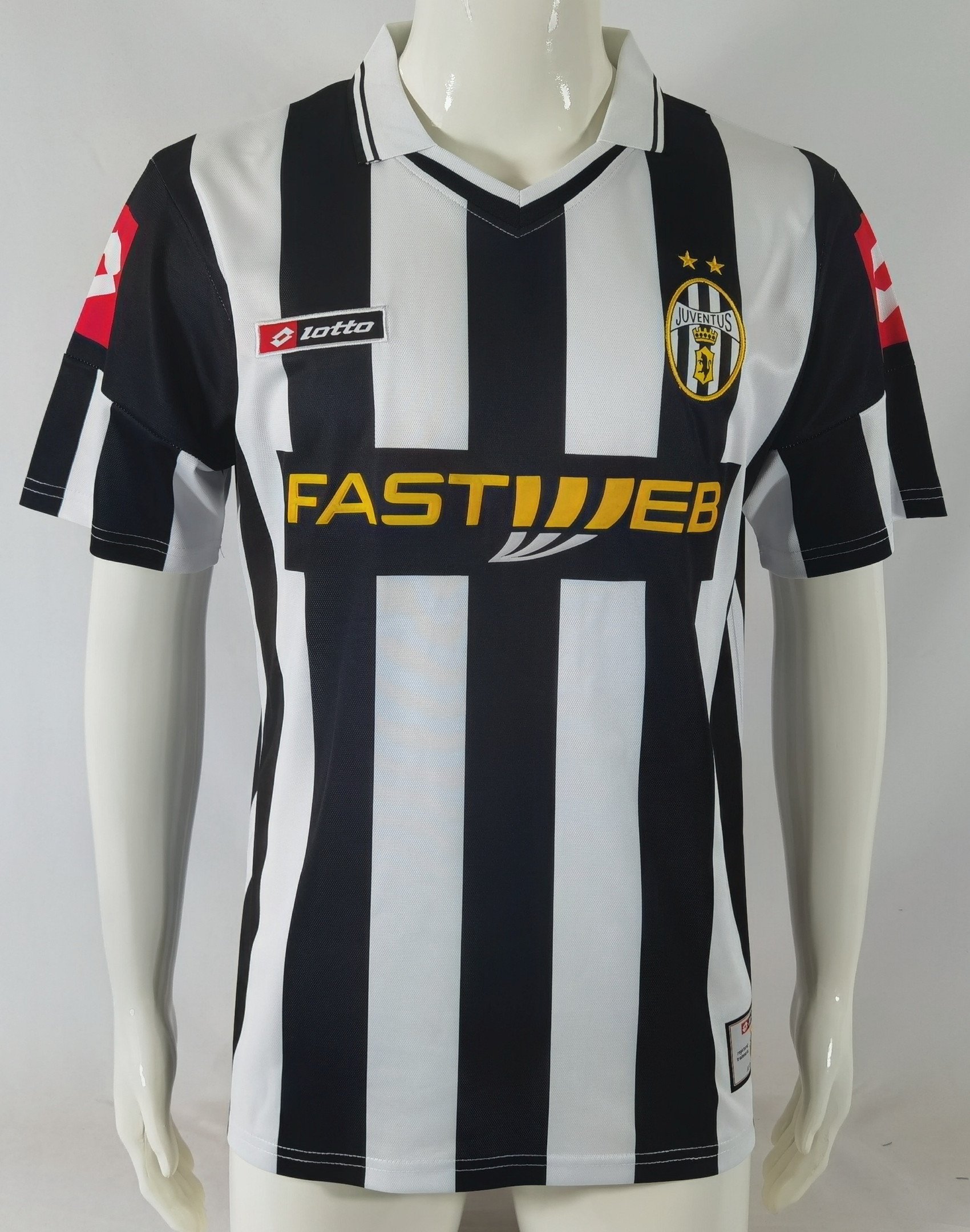 Juventus 2001/02 Home Retro Men Jersey – Black/White