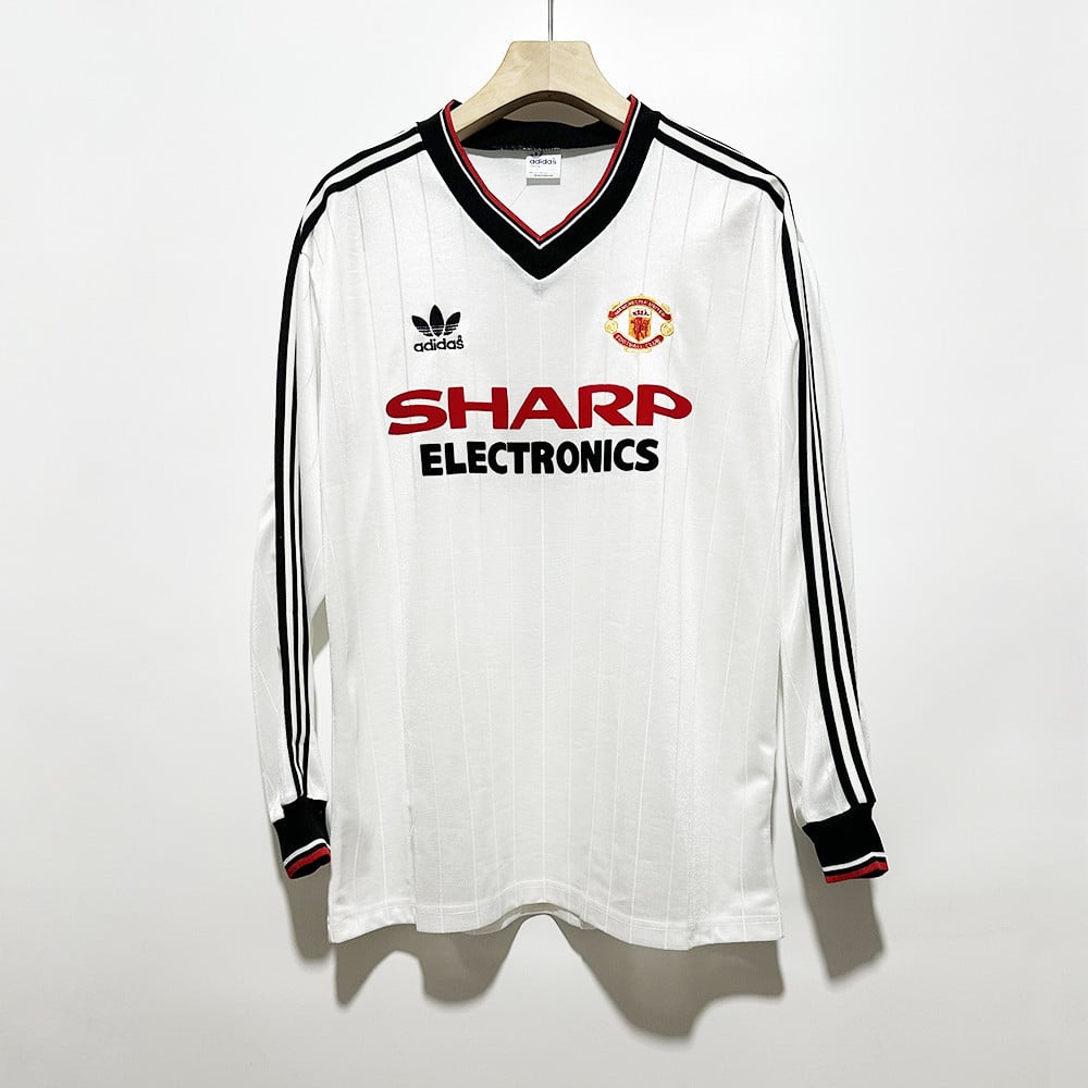 Manchester United 1982-83 Away Men Retro Jersey - Long Sleeve, White