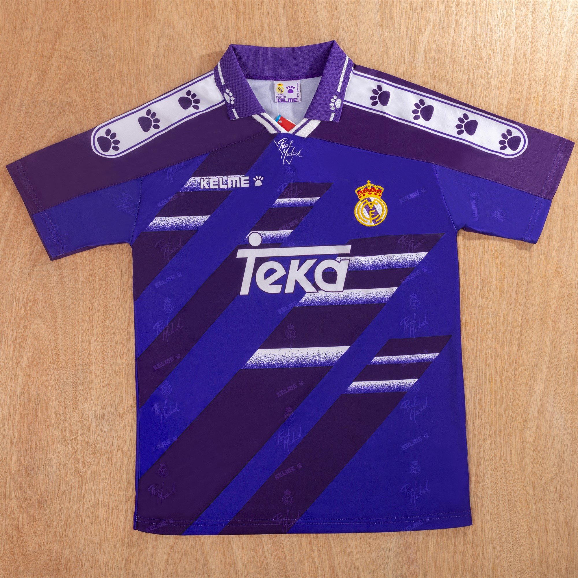 Real Madrid 1994/96 Away Retro Men Jersey - Purple