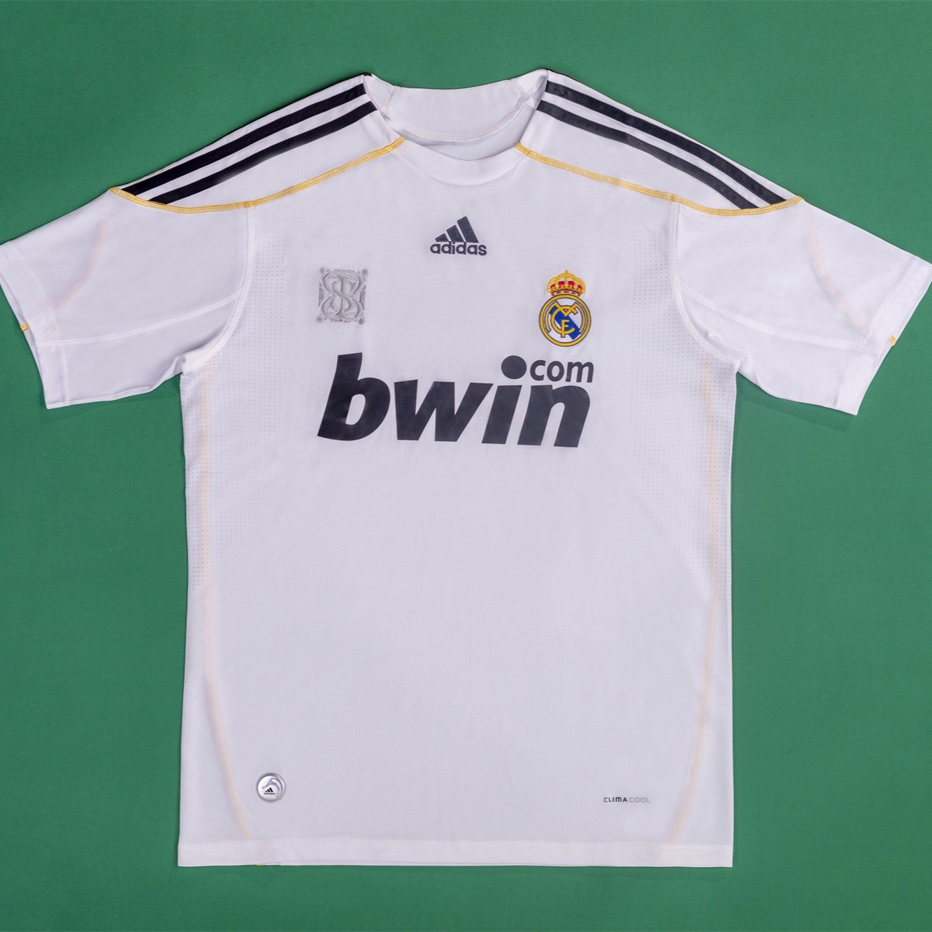 Real Madrid 2009/10 Home Retro Men Jersey - White