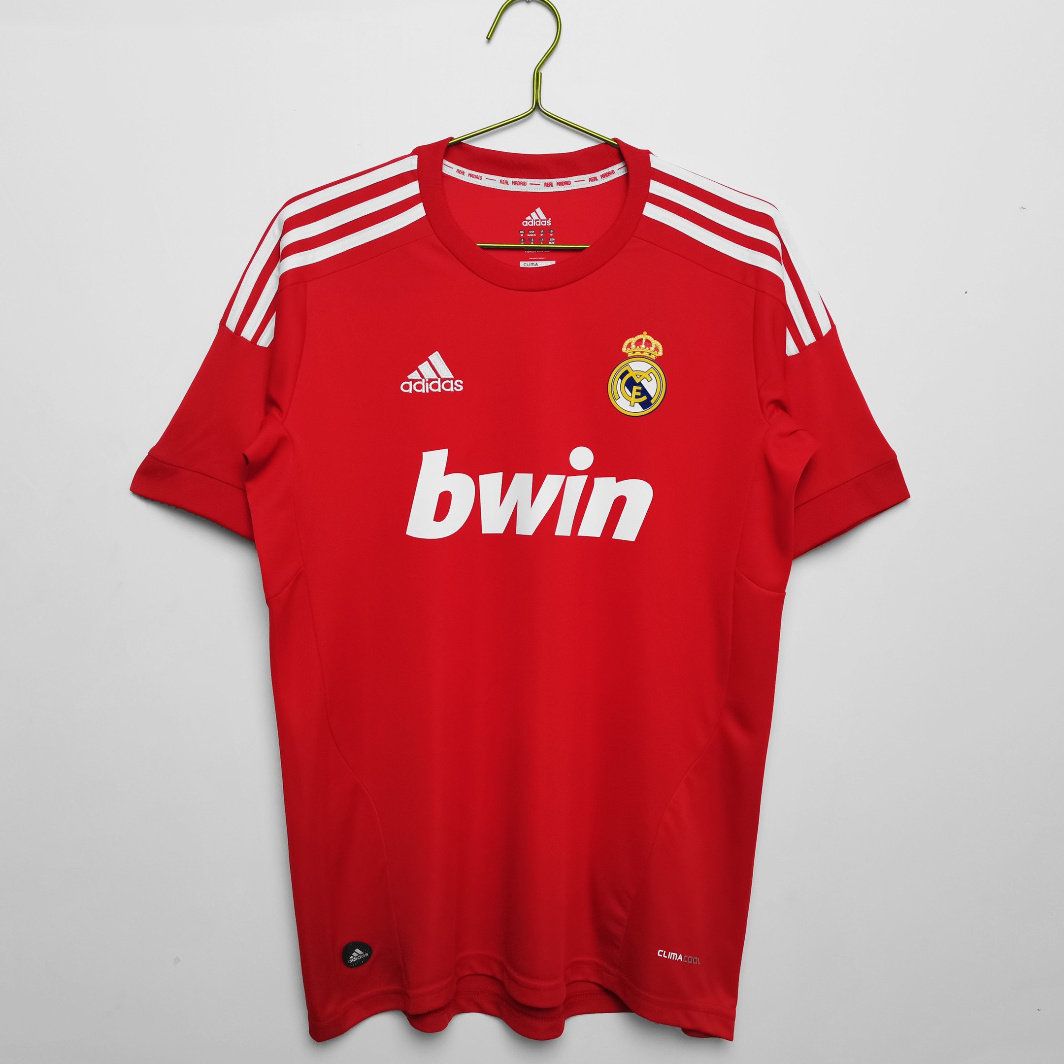 Real Madrid 2011/12 Third Retro Men Jersey - Red