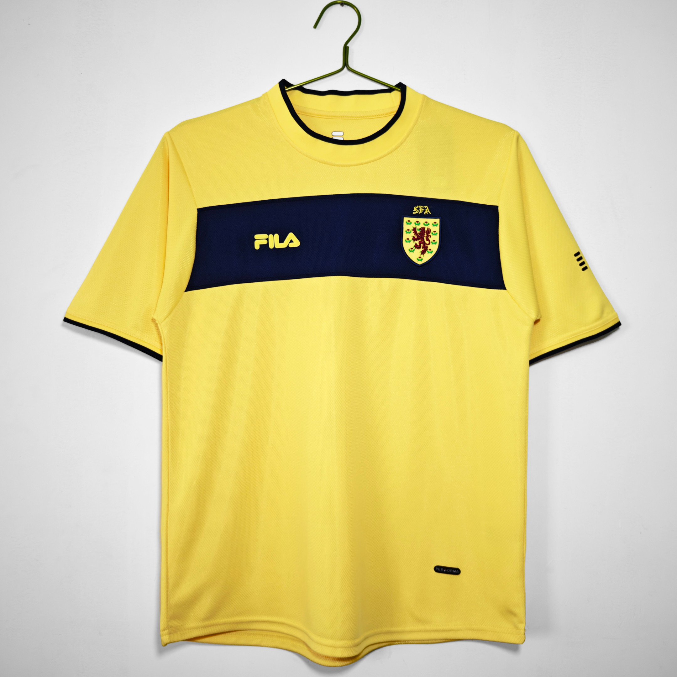 Scotland 2002 Away Retro Men Jersey - Yellow