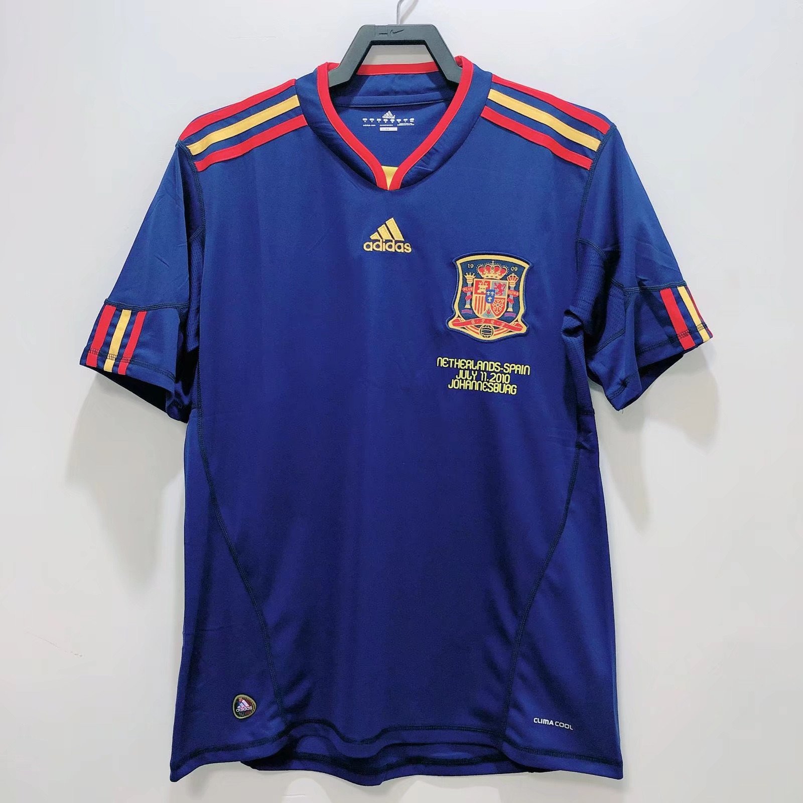 Spain 2010 Away Retro Jersey - Men Blue