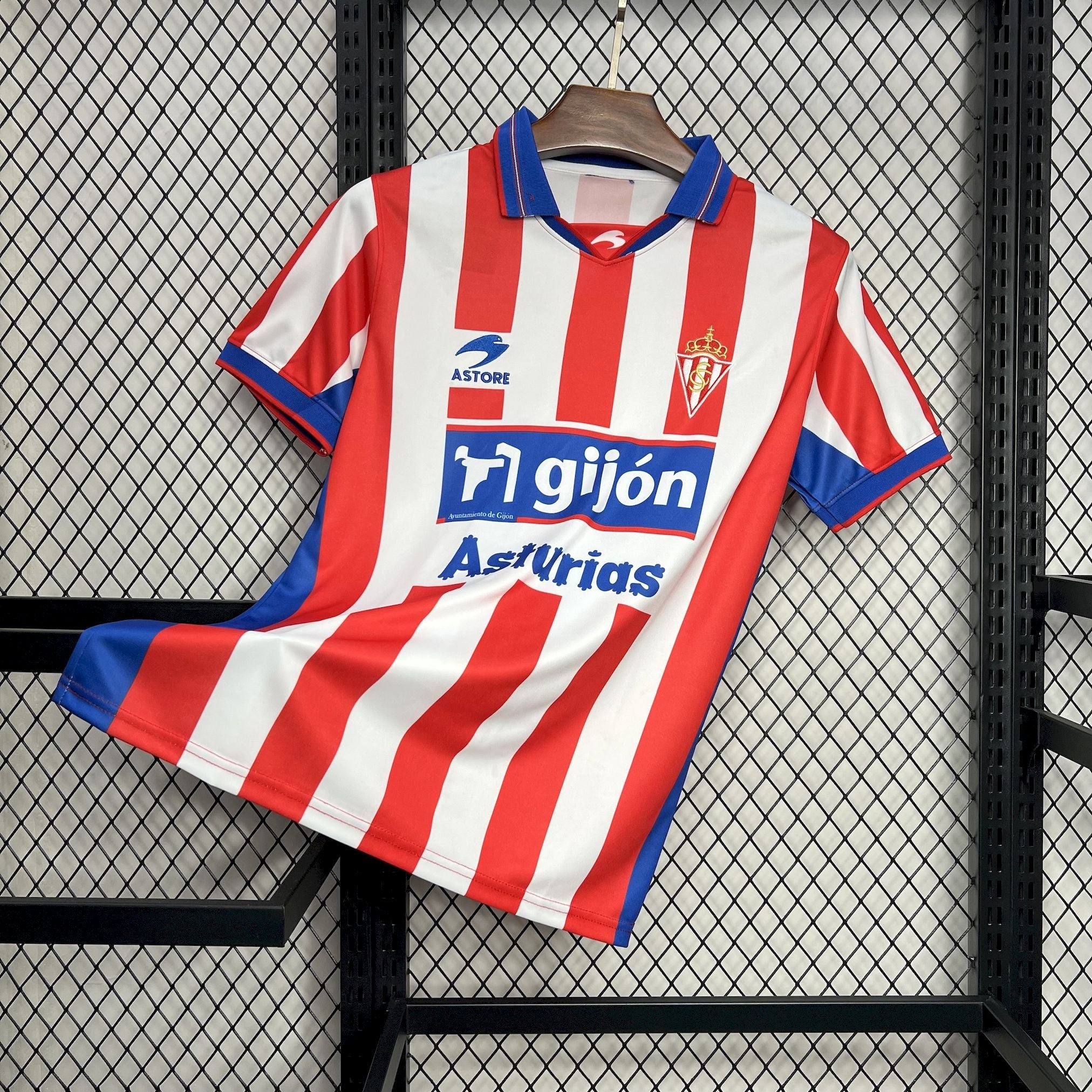 Sporting de Gijón 2001/02 Home Retro Men Jersey - White/Red
