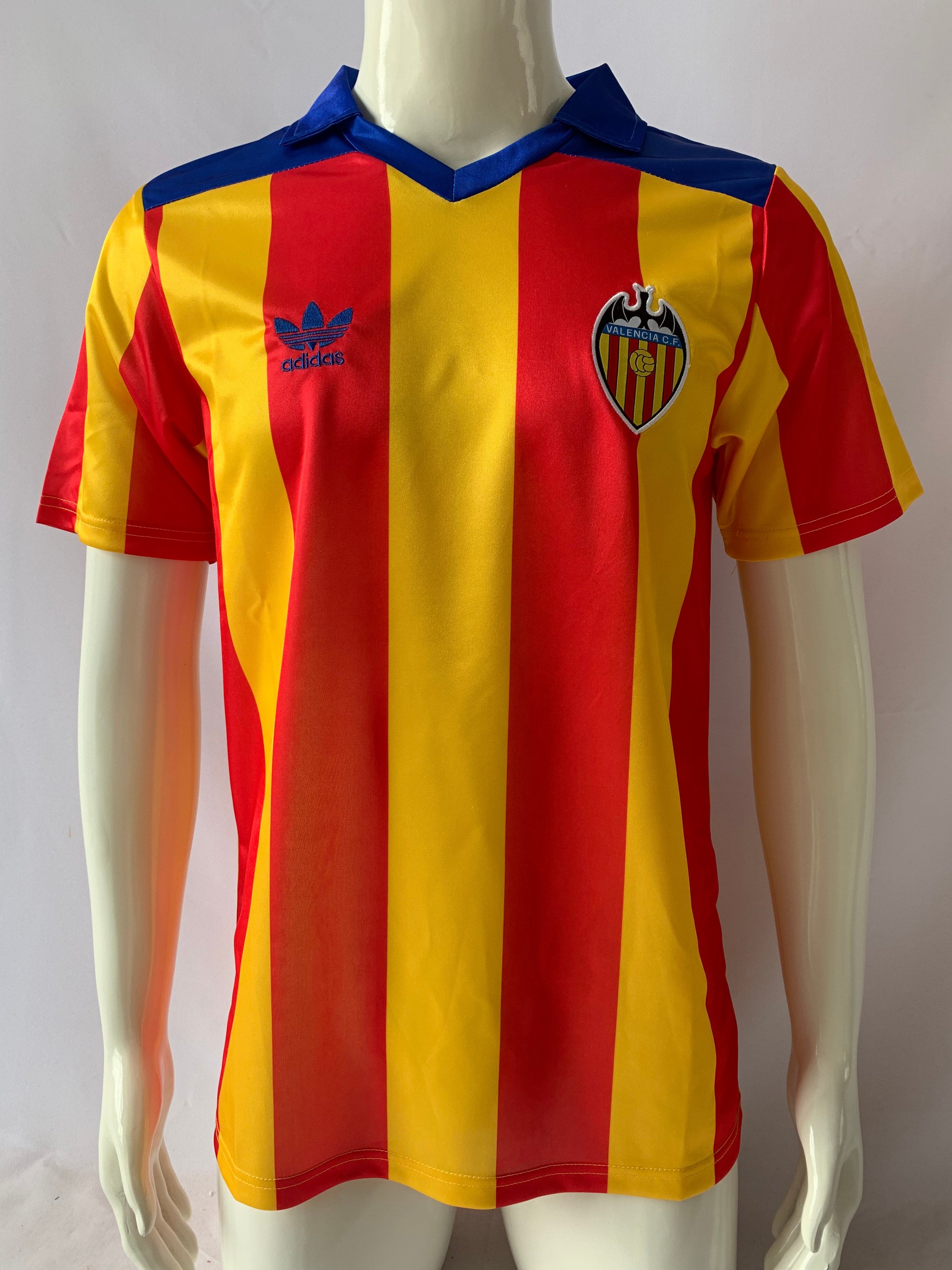 Valencia CF 1980/81 Away Retro Men Jersey – Red/Yellow
