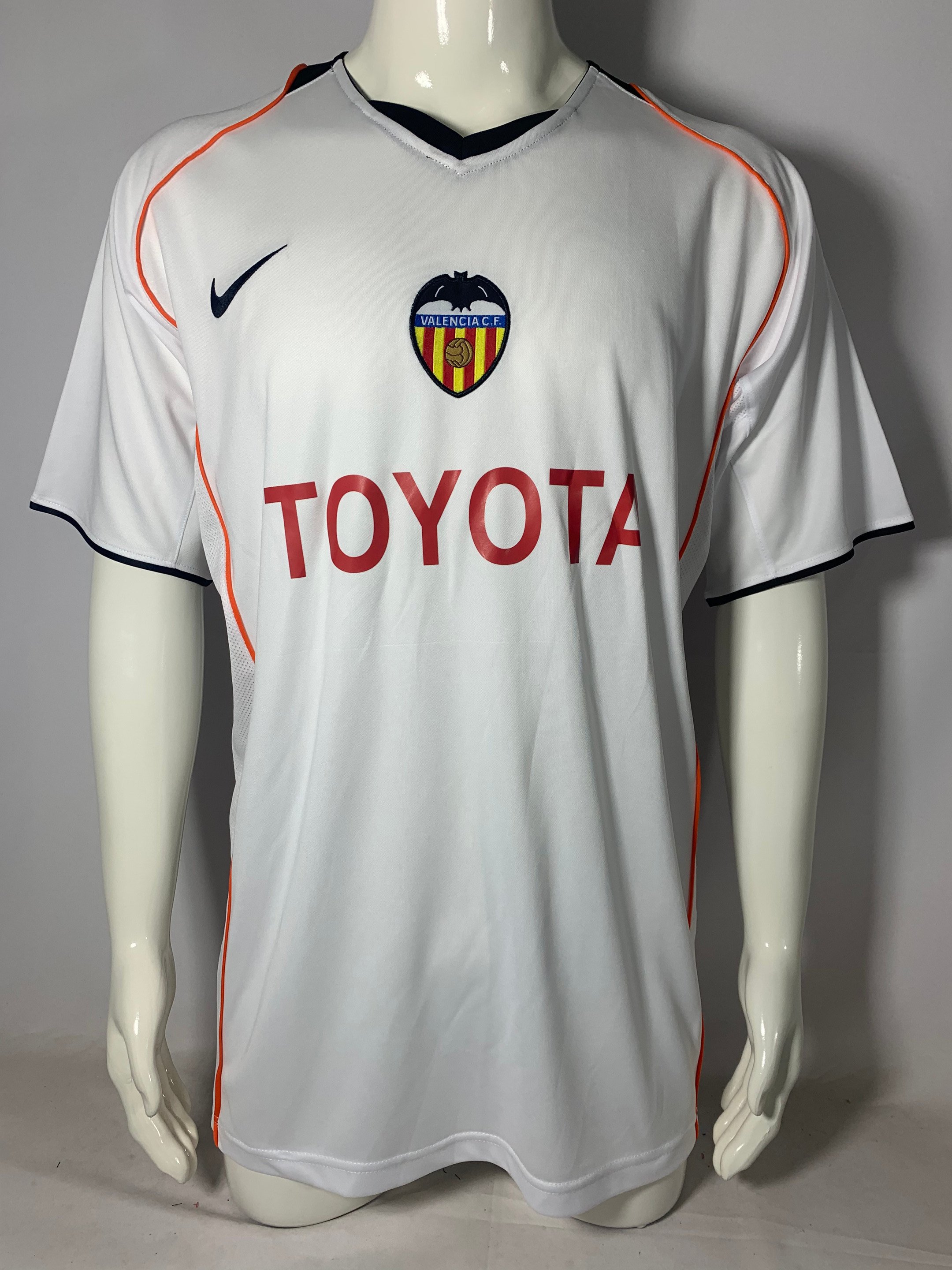 Valencia CF 2004/05 Home Retro Men Jersey – White