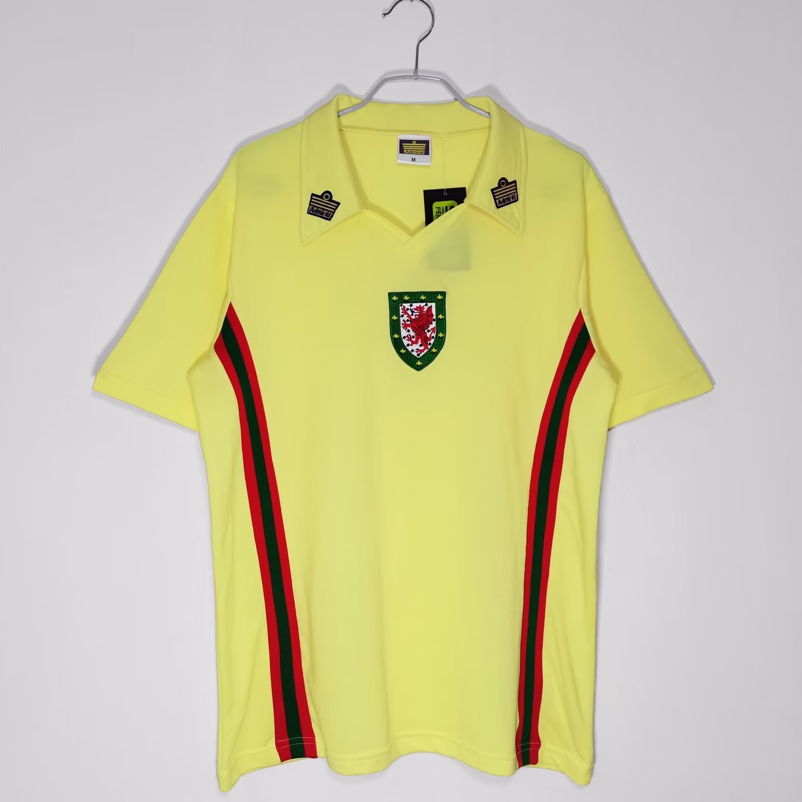 Wales 1976/79 Away Retro Men Jersey - Yellow